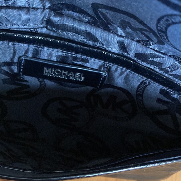 Michael Kors Clutch - Picture 5 of 13